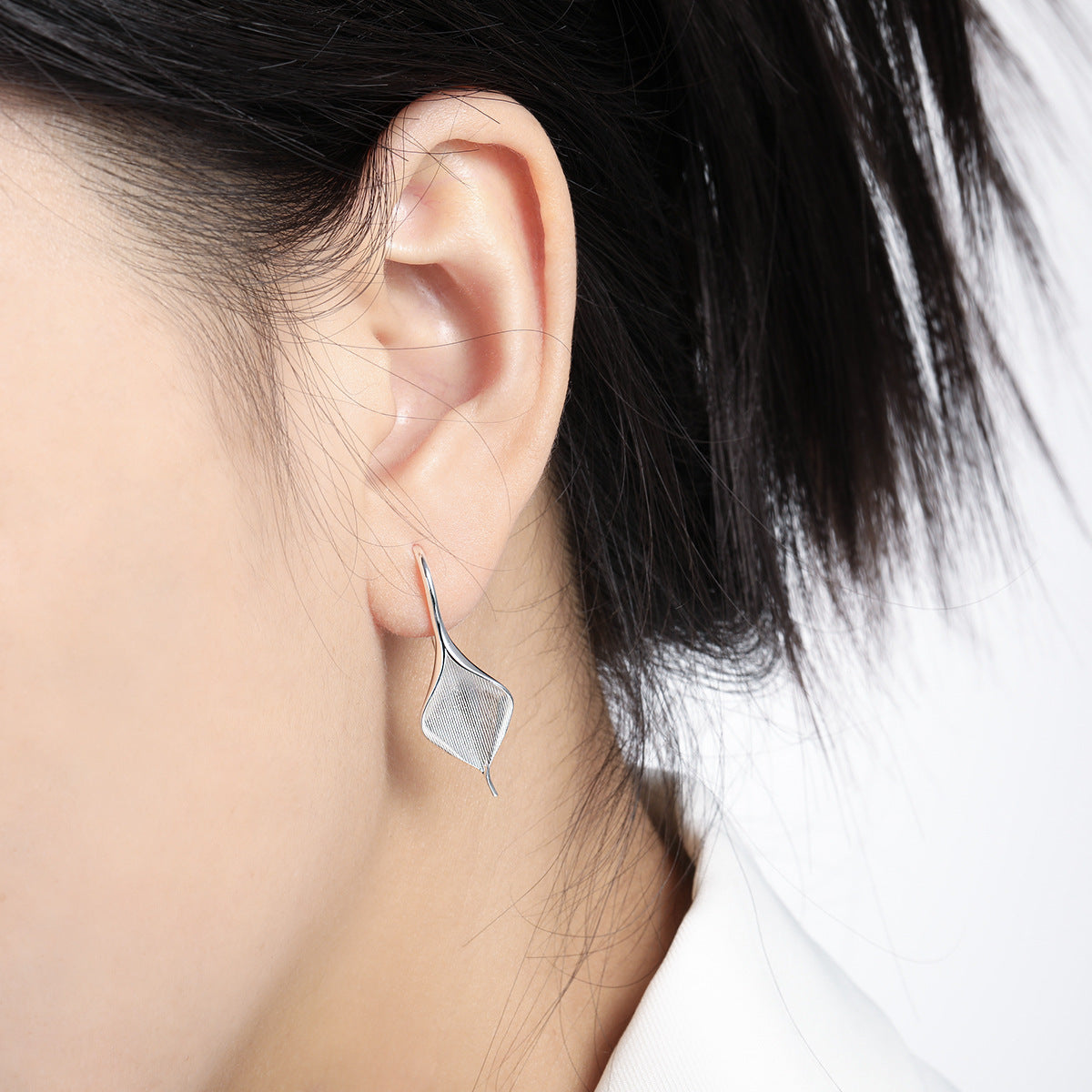 Textured Leaf Hook Earrings – detail view 3