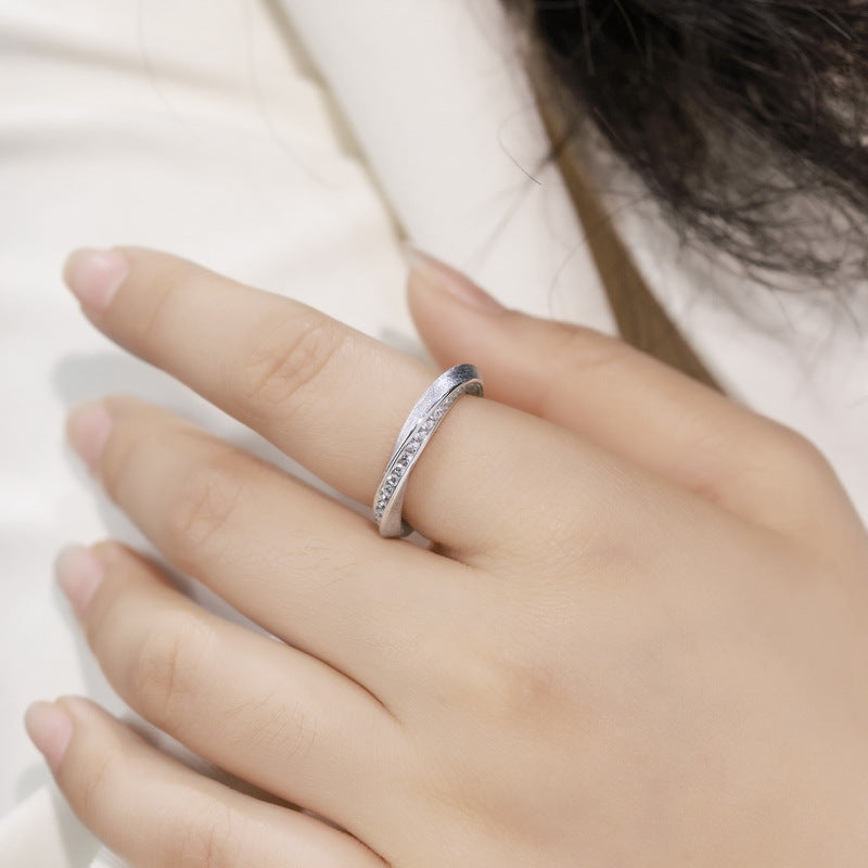 Twist Zircon Inlaid Ring – detail view 3