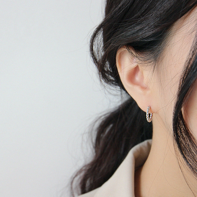 Twisted Rope Hoop Earrings – image 4