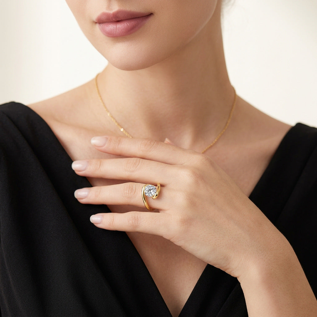 Twisted-Shank Moissanite Ring – detail view 3