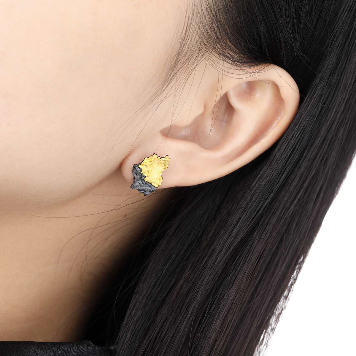 Two-Tone Raw Texture Stud Earrings – image 4