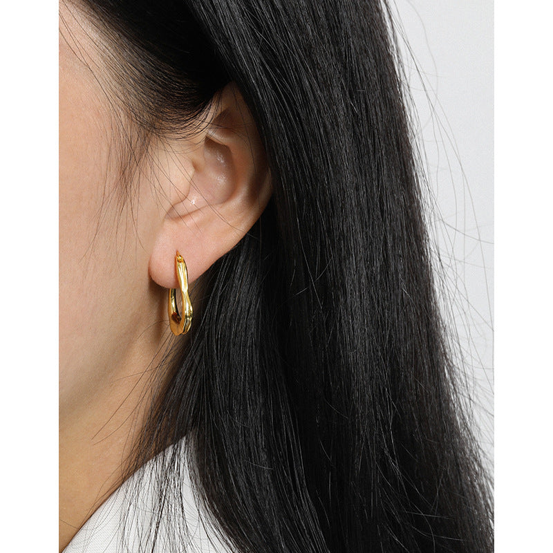Organic Wavy Hoop Earrings – image 4