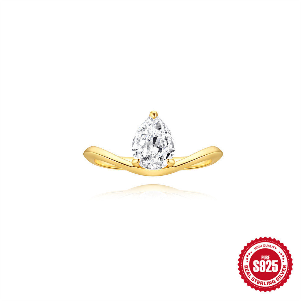 Geometric Line Zircon Engagement Ring – image 15