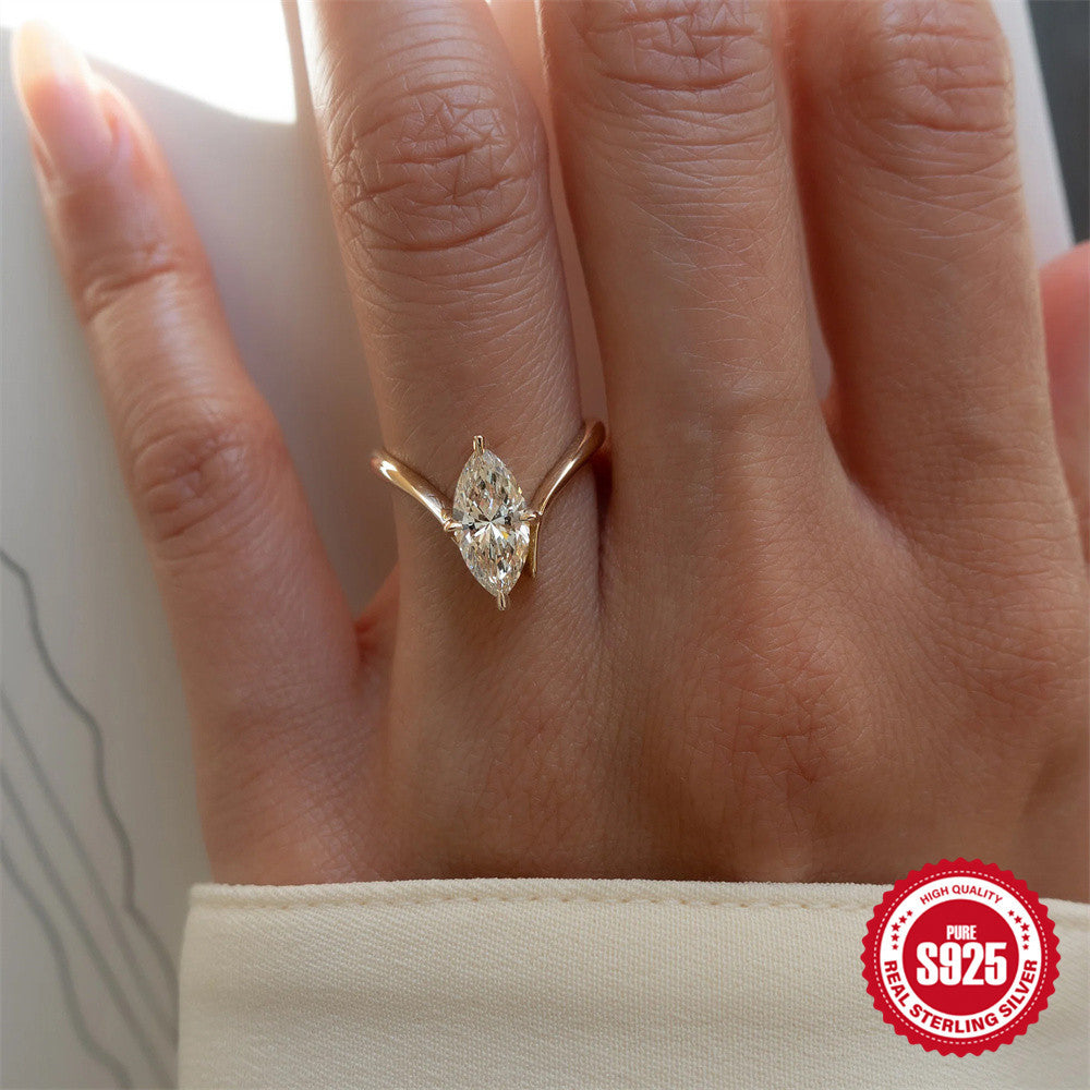 Geometric Line Zircon Engagement Ring – image 6
